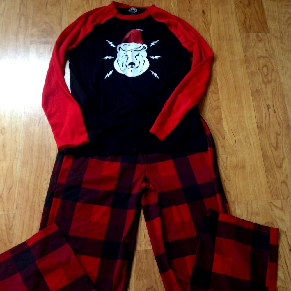 Red/Black Christmas PJ's Sz L 14-16